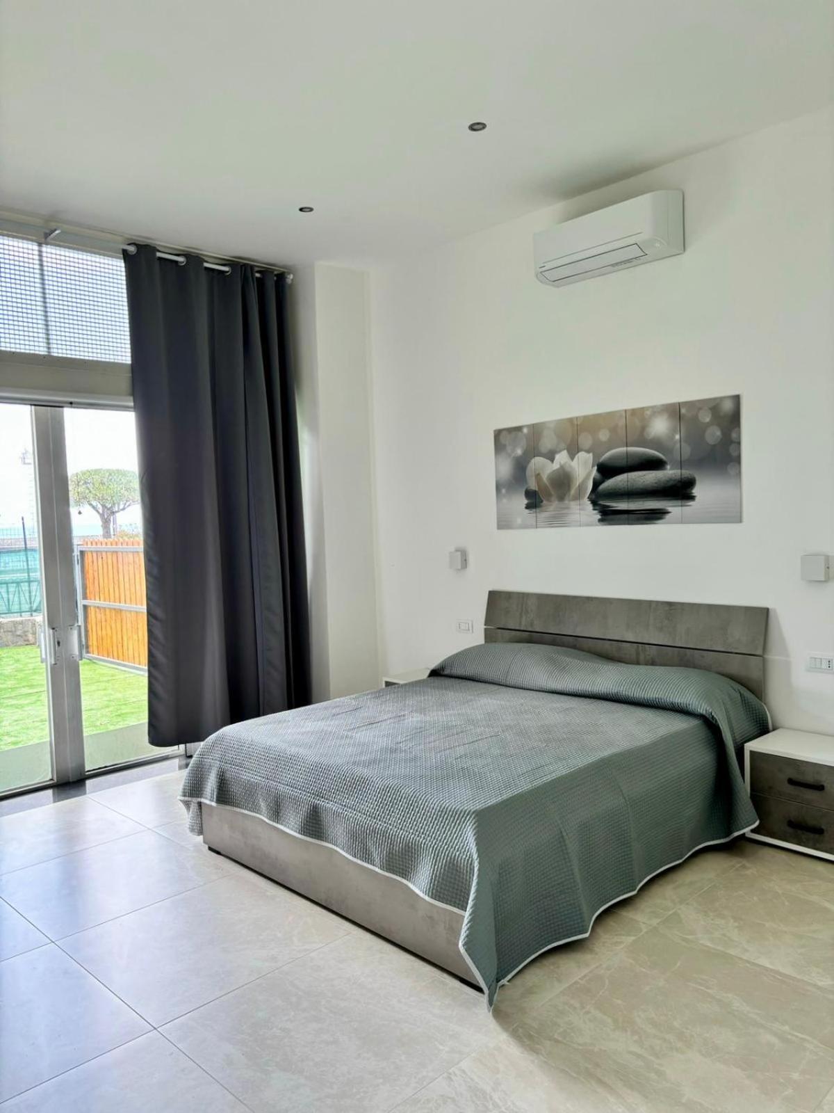 Casa Francesca Apartment มารีนาดีกาเมโรตา ภายนอก รูปภาพ